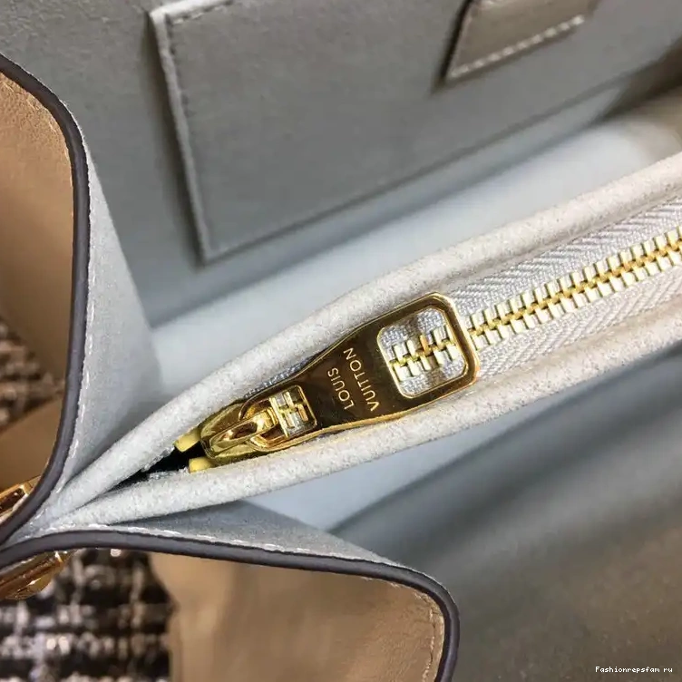 Fashionreps LV 20B570232 Bags 0809